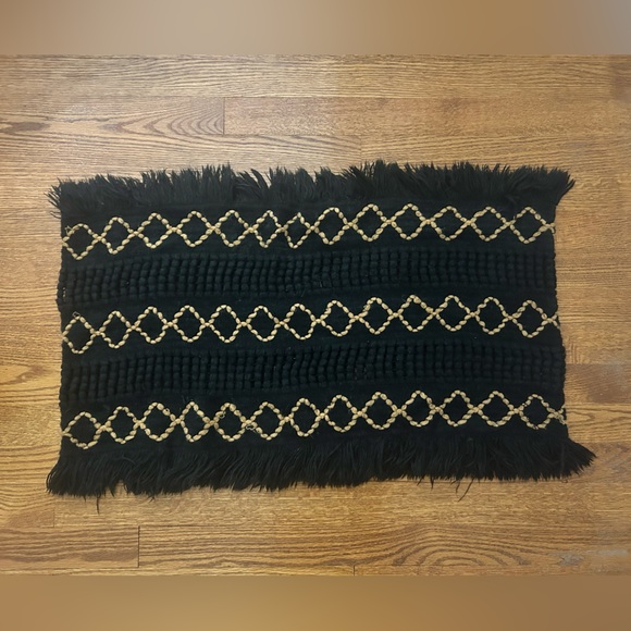 Merona Black and Gold Diamond Pattern Scarf - Picture 1 of 4